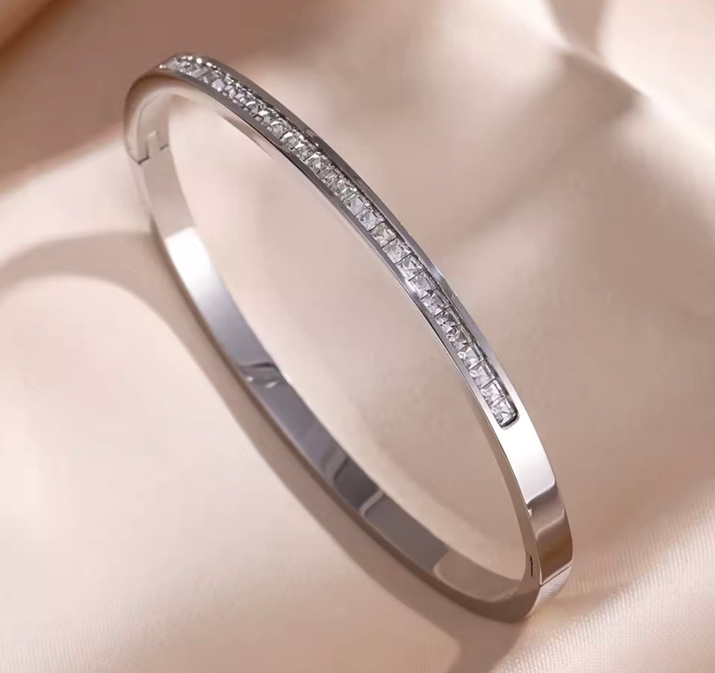 Luxury Edelstahl Armband für Damen – Elegantes Schmuck Armband mit Zirkonia